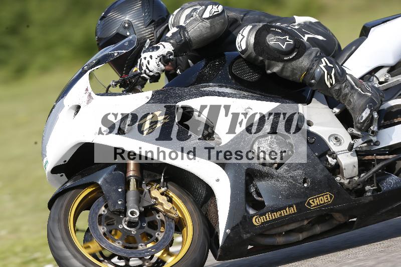 /45 10.08.2025 Plüss Moto Sport ADR/Freies Fahren/559